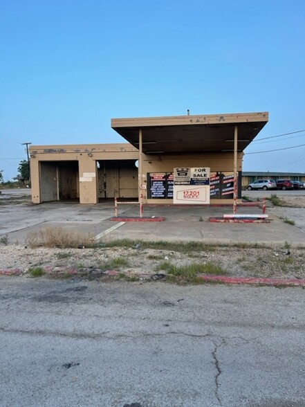 101 US Hwy 287, Decatur, TX for sale - Primary Photo - Image 1 of 4