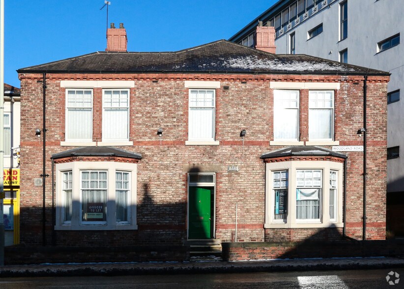 4 Woodland Rd, Darlington to rent - Building Photo - Image 2 of 3