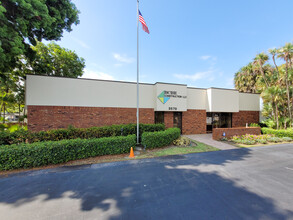 3570 Enterprise Ave, Naples, FL for sale Building Photo- Image 1 of 1