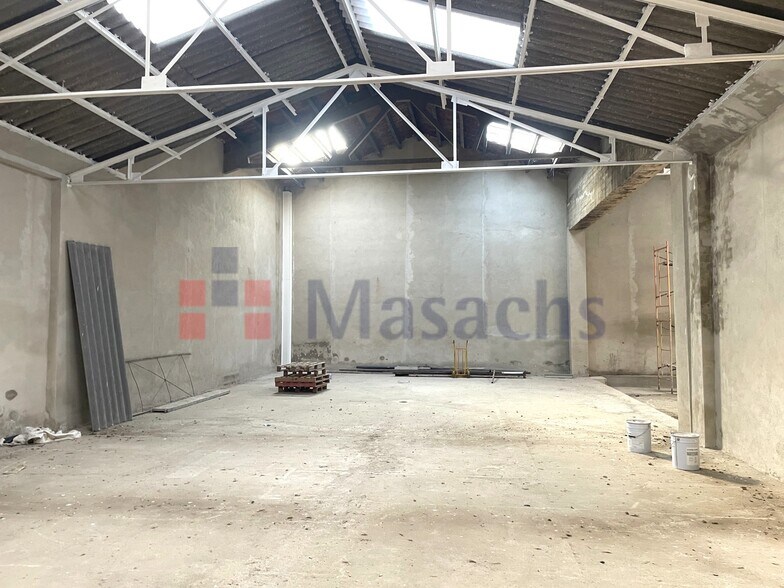 Industrial in Terrassa, Barcelona to rent - Building Photo - Image 3 of 8