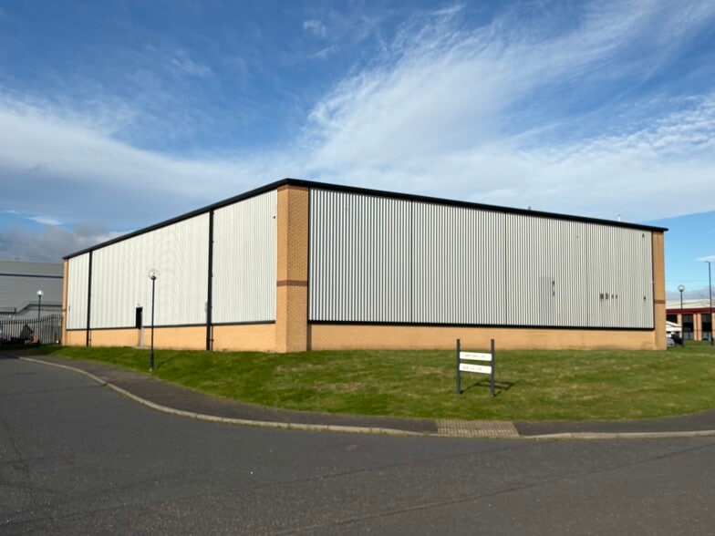 New York Way, Newcastle Upon Tyne to rent - Building Photo - Image 3 of 16