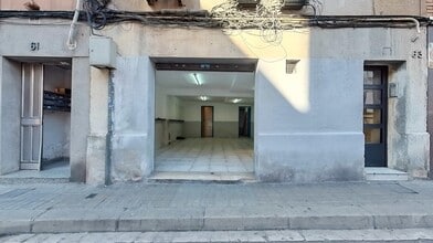Retail in Santa Coloma de Gramenet, Barcelona to rent Interior Photo- Image 1 of 9