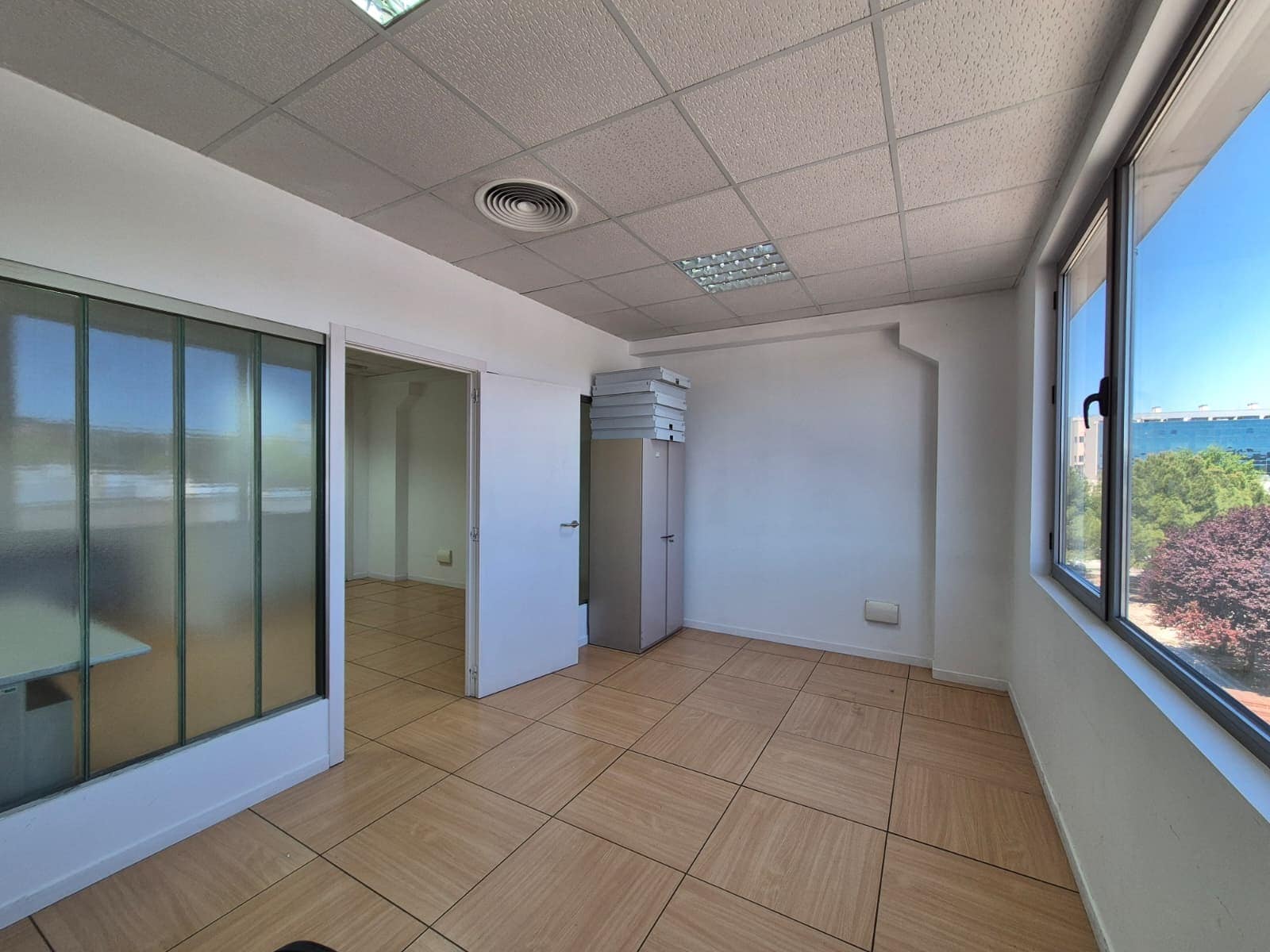 Calle de Mariano Barbacid, 5, Rivas-Vaciamadrid, Madrid to rent Interior Photo- Image 1 of 8