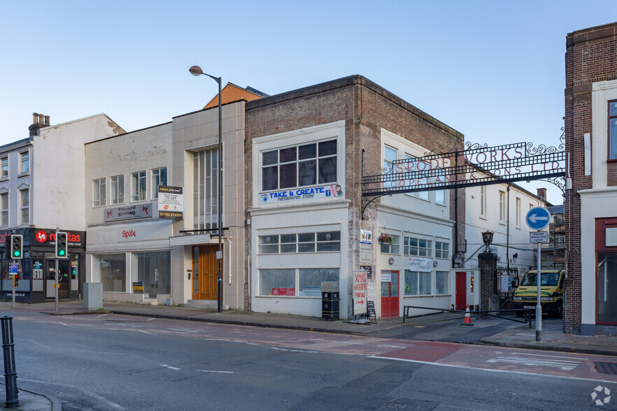 Church St, Stoke On Trent for rent - Primary Photo - Image 1 of 3