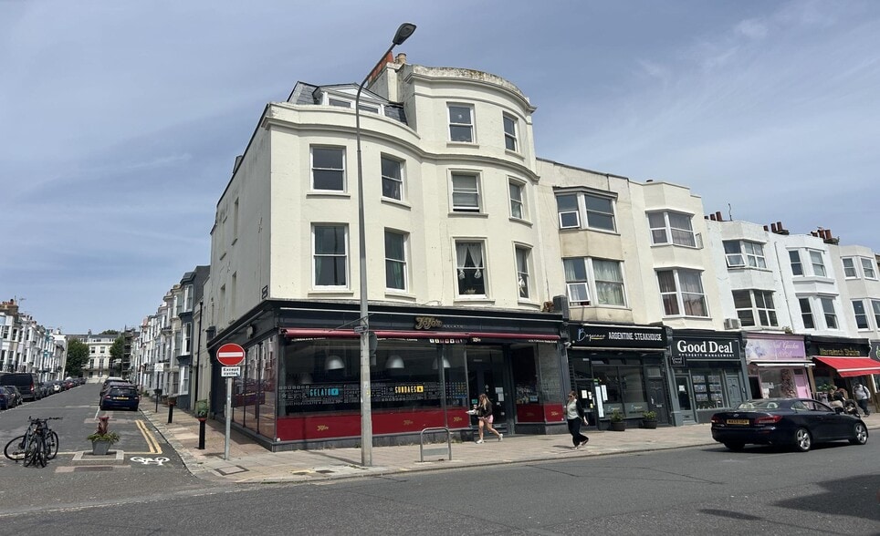 123-124 Western Rd, Brighton to rent - Primary Photo - Image 1 of 1