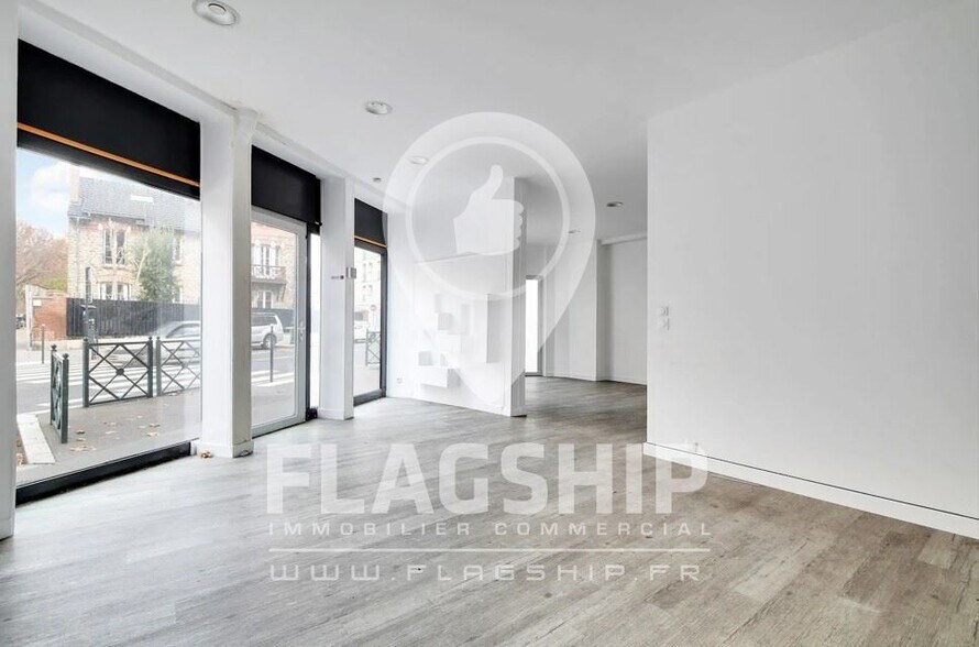 Retail in Asnières-sur-Seine to rent - Interior Photo - Image 3 of 8