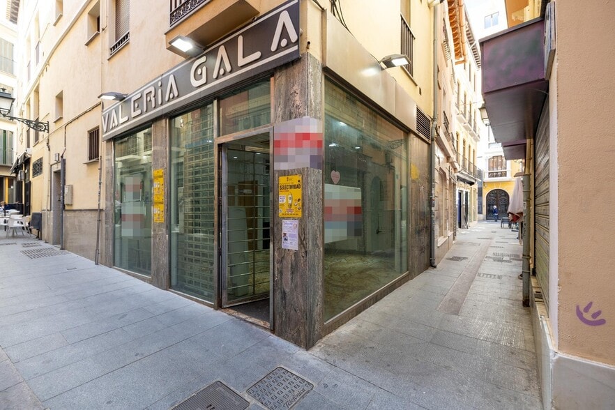 Calle Cerrajeros, 1, Granada, Granada for sale - Building Photo - Image 3 of 22