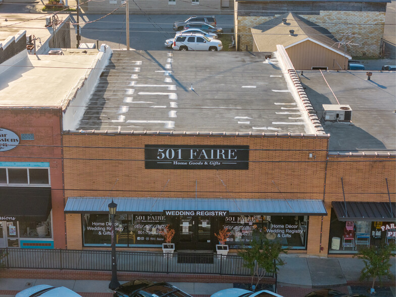 112-114 N Market St, Benton, AR for sale - Building Photo - Image 1 of 35