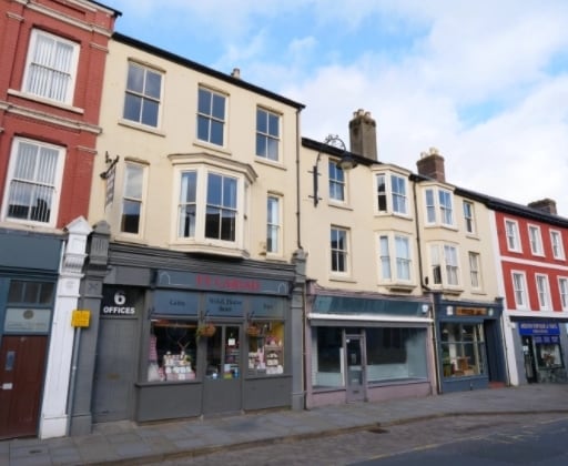 6-6A Bulwark, Brecon to rent Primary Photo- Image 1 of 5