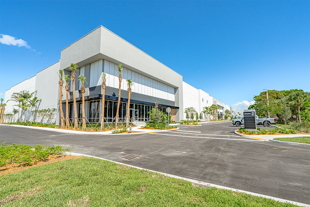 311 Racetrack Loop, Pompano Beach, FL to rent Interior Photo- Image 1 of 16