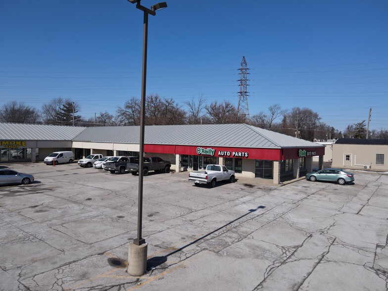 1111-1117 N Main St, Crown Point, IN for sale - Building Photo - Image 1 of 1