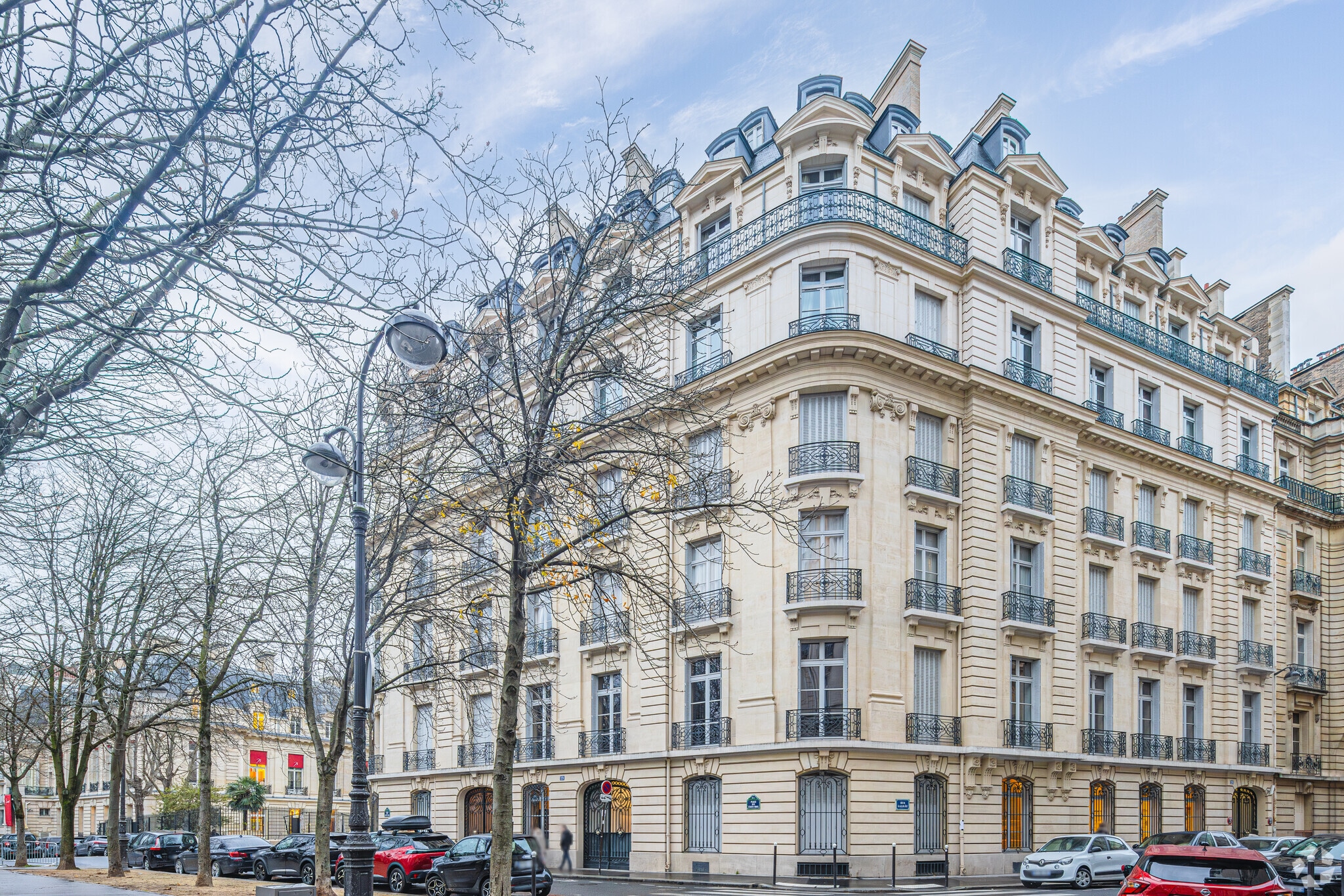 Build-to-Rent in Paris for sale Primary Photo- Image 1 of 4