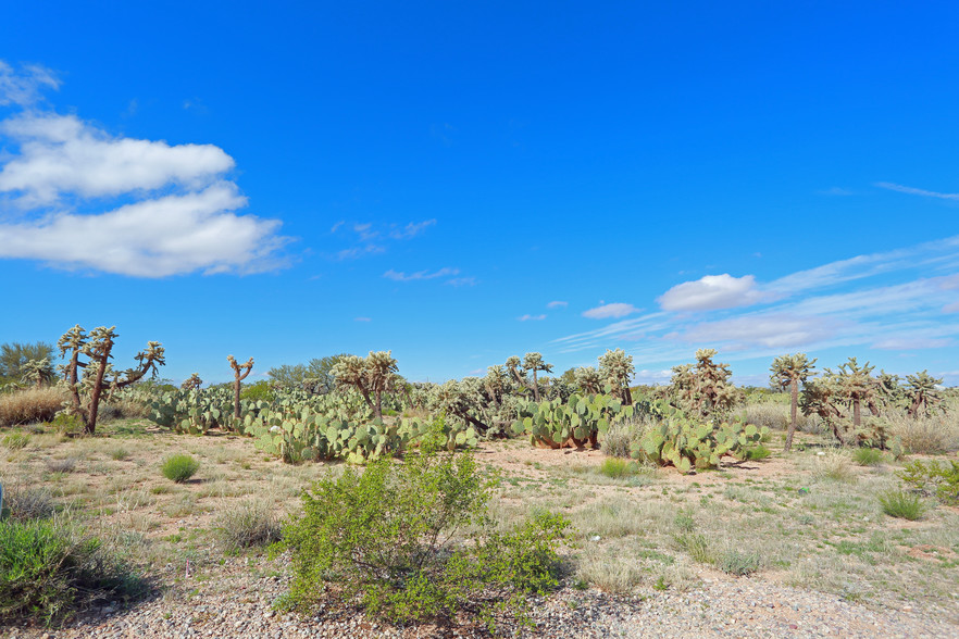 7850 E Valencia Rd, Tucson, AZ for rent - Building Photo - Image 1 of 4