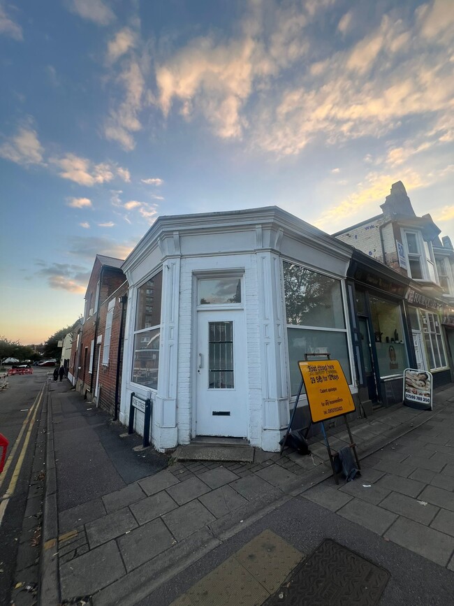More details for 50 Bromham Rd, Bedford - Retail to Rent