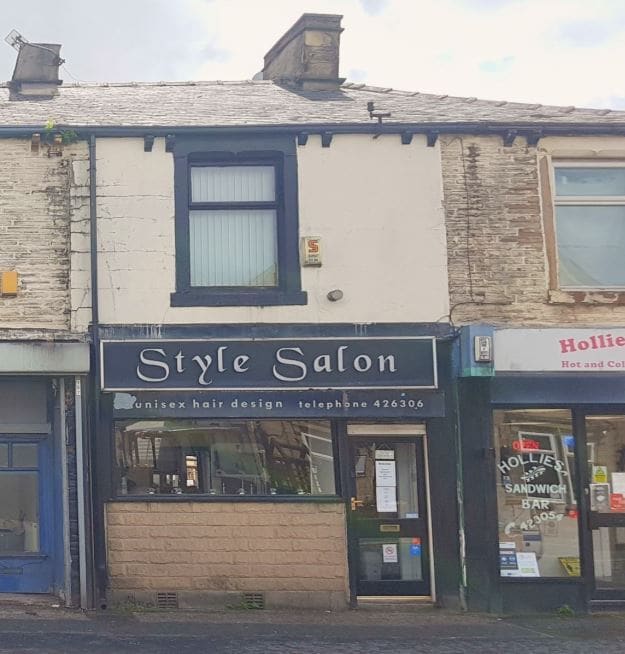 155 Briercliffe Rd, Burnley for sale Building Photo- Image 1 of 1