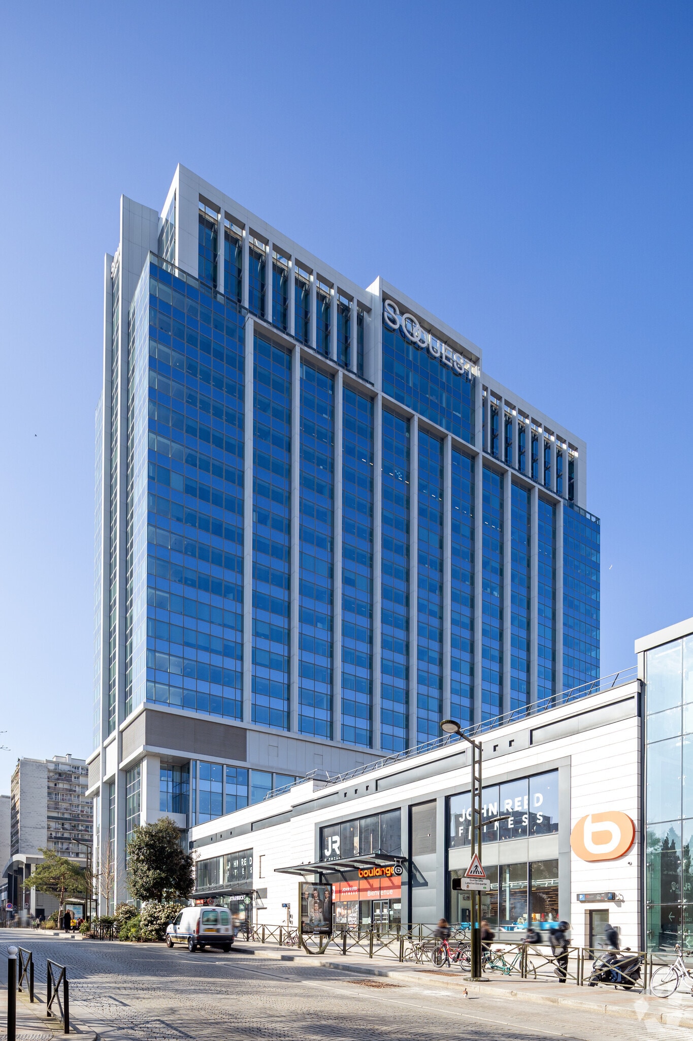 35 Rue D'Alsace, Levallois-Perret to rent Primary Photo- Image 1 of 9