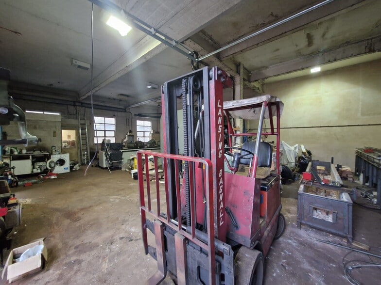 Effingham St, Sheffield to rent - Building Photo - Image 2 of 12