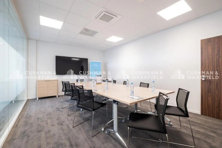 165 Avenue De La Marne, Marcq-en-Baroeul to rent - Building Photo - Image 3 of 10