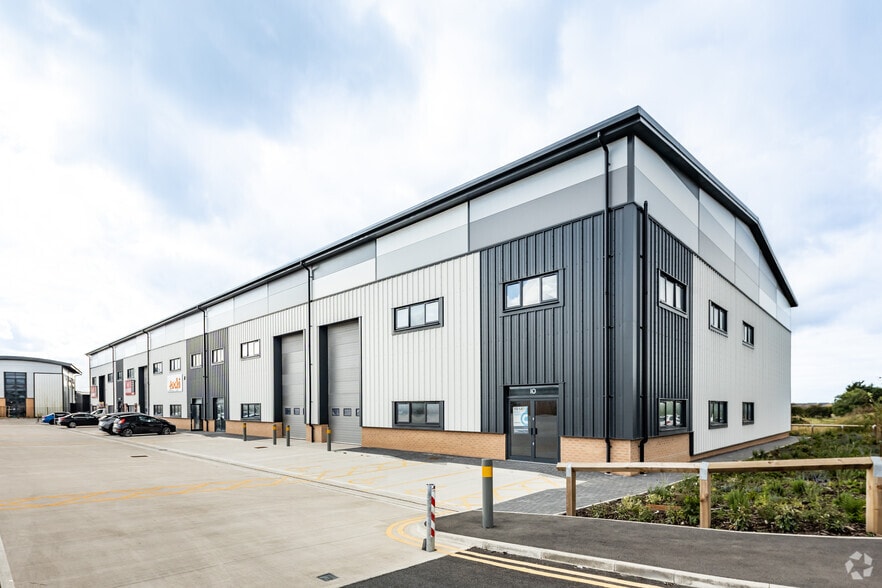 3 Westby Clos, Blackpool to rent - Primary Photo - Image 2 of 2