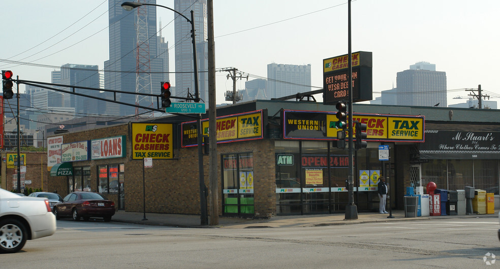 568-570 W Roosevelt Rd, Chicago, IL for rent - Building Photo - Image 1 of 10