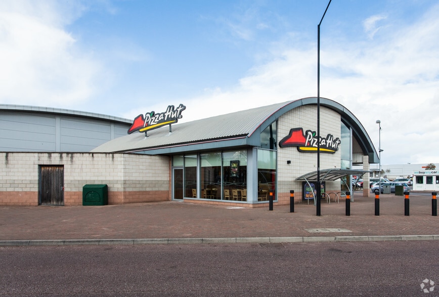 Hartcliffe Way, Bristol for sale - Primary Photo - Image 1 of 1