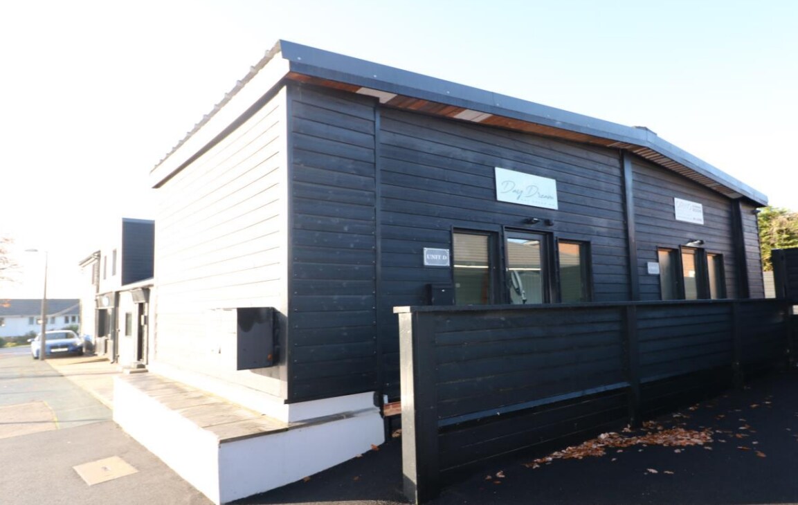 347 Eastwood Rd, Rayleigh for sale Primary Photo- Image 1 of 1