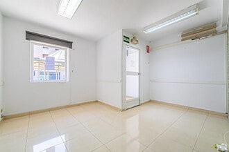 Retail in Coslada, Madrid to rent Interior Photo- Image 2 of 17