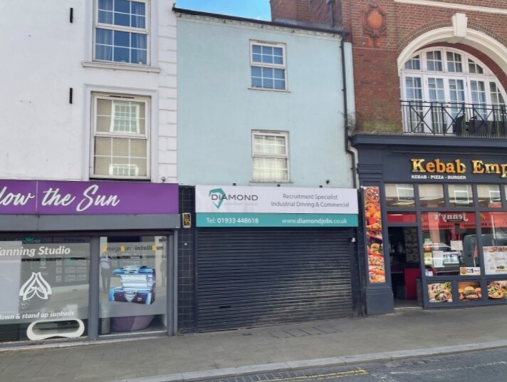 10 Silver St, Wellingborough for sale Primary Photo- Image 1 of 1