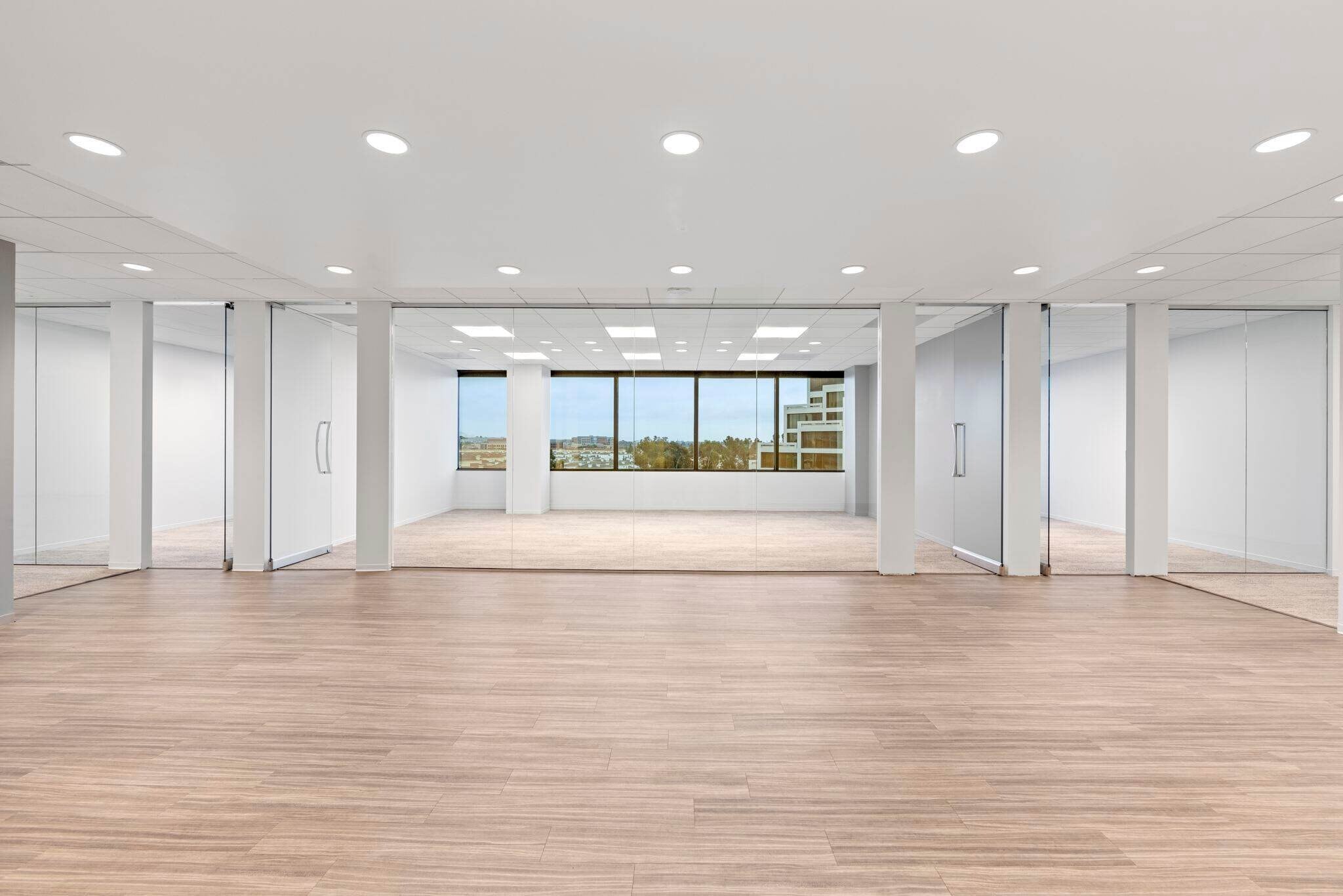 4660 La Jolla Village Dr, San Diego, CA to rent Interior Photo- Image 1 of 11