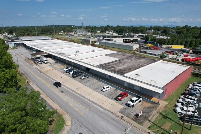 More details for 108 Pennsylvania Ave, Greer, SC - Light Industrial for Sale