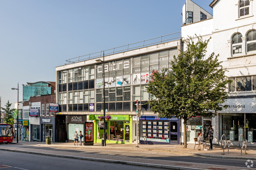 34-38 High St, Bromley, BR1 1EA - Retail for Rent - 589 SF - GBR