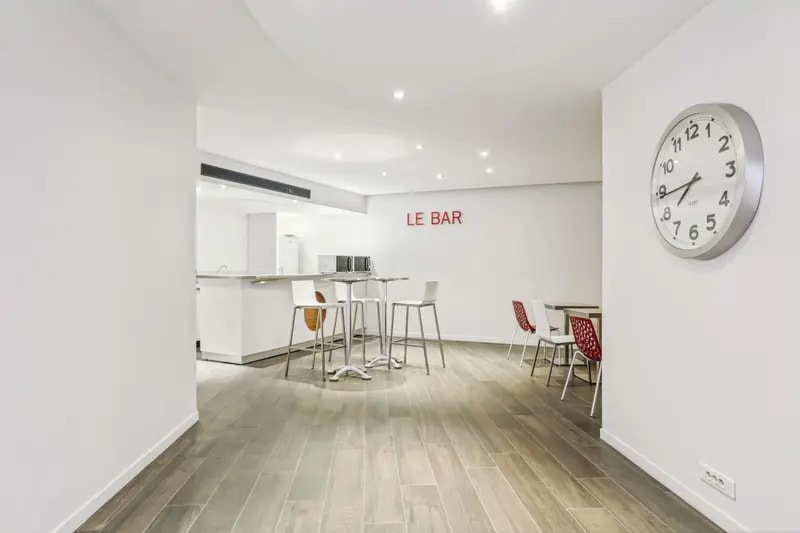 34 Rue Jean Jaurès, Puteaux to rent - Interior Photo - Image 3 of 13
