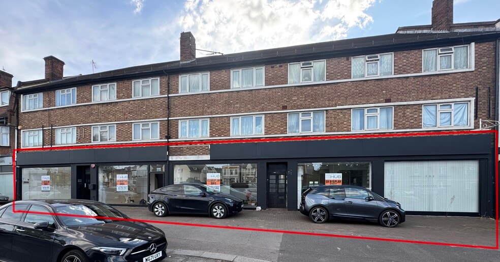 563-571 Watford Way, London to rent - Building Photo - Image 1 of 8