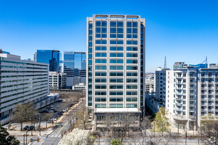 754 Peachtree St, Atlanta, GA for rent - Building Photo - Image 2 of 7