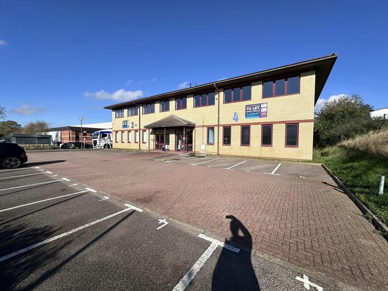 Wenman Rd, Thame to rent - Building Photo - Image 2 of 6