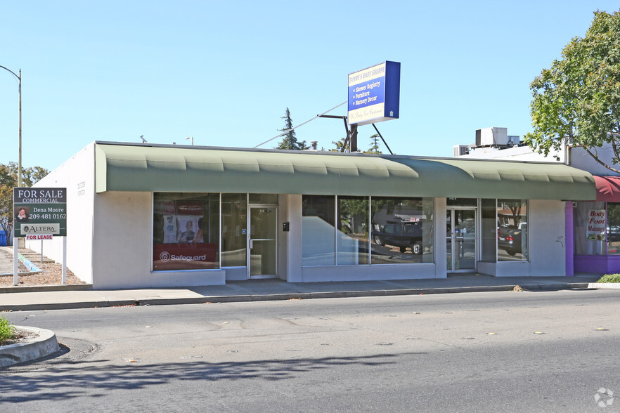 125-127 N Main St, Manteca, CA for sale - Primary Photo - Image 1 of 1