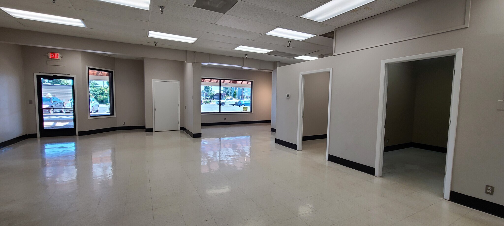 4555 Liberty Rd S, Salem, OR to rent Building Photo- Image 1 of 11