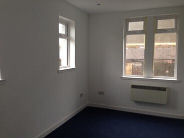 92 Main St, Prestwick to rent - Building Photo - Image 3 of 3