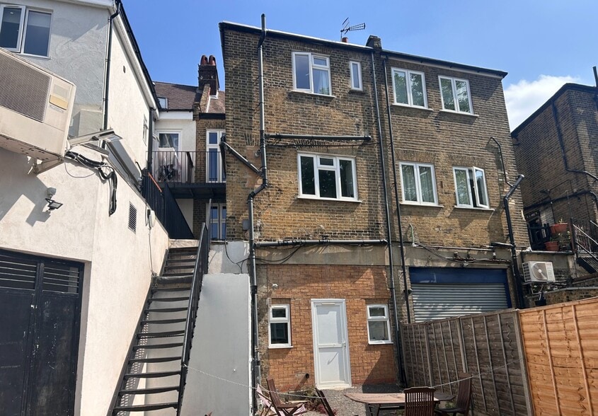 529-529B Finchley Rd, London for sale - Building Photo - Image 3 of 9