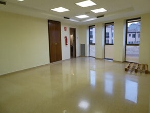 Carrer Muralla del Carme, Manresa, Barcelona to rent Interior Photo- Image 2 of 4