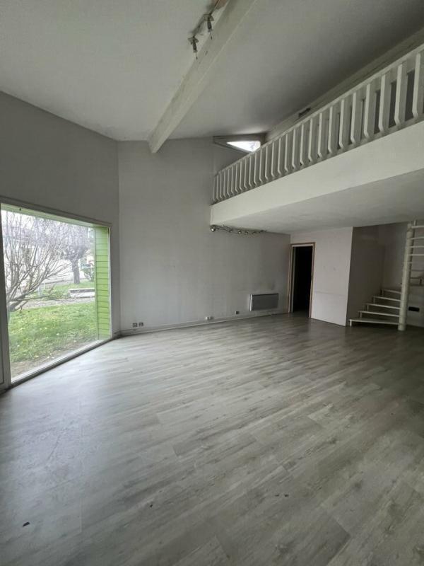 1 Avenue De L'Enclos, Portet-sur-Garonne to rent Interior Photo- Image 1 of 11
