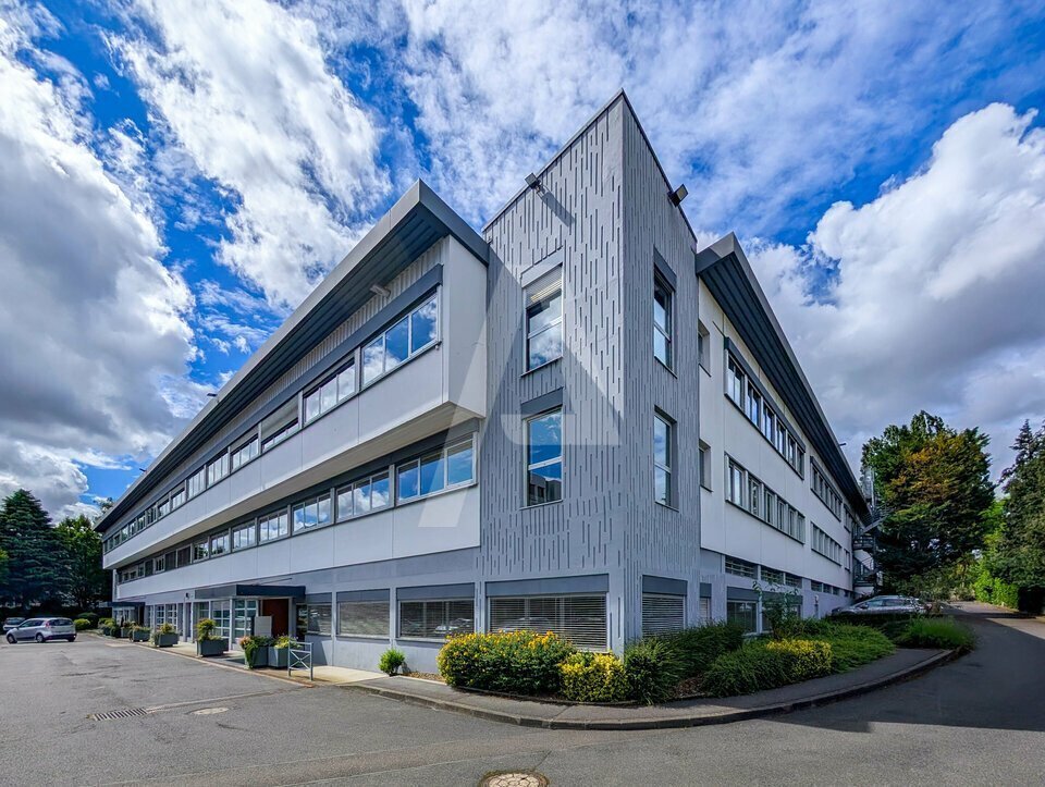4 Avenue Emile Baudot, Massy to rent Building Photo- Image 1 of 15