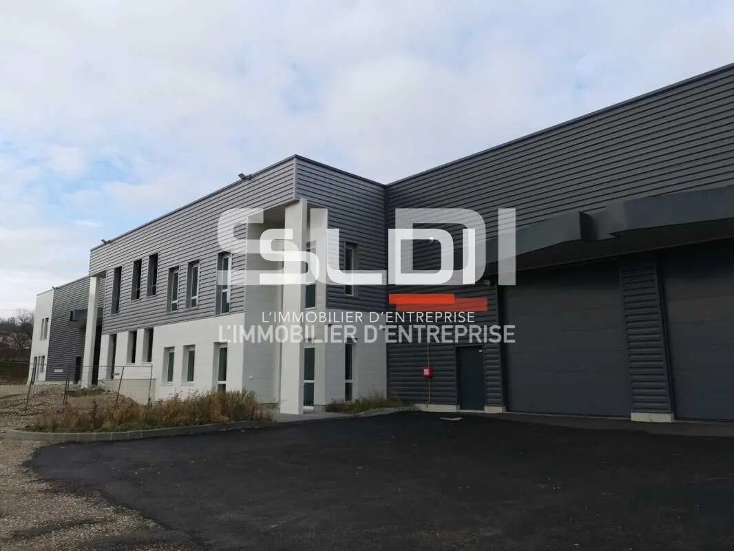 Light Industrial in Bourgoin-Jallieu for sale Building Photo- Image 1 of 18
