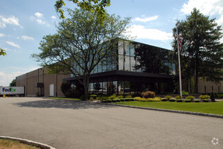 More details for 11 Executive Ave, Edison, NJ - Industrial for Rent