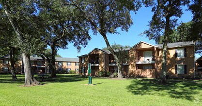 1000 W Ashley Wilson Rd, Sweeny, TX for sale Building Photo- Image 1 of 1