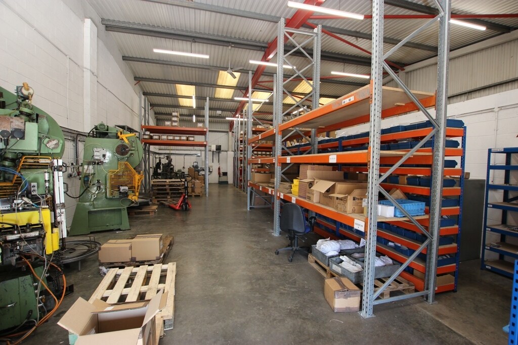 1-4 Acorn Way, Mansfield to rent Interior Photo- Image 1 of 3