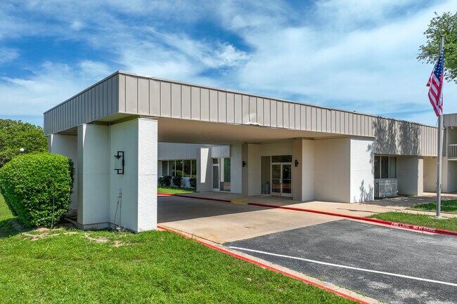 More details for 2050 State Highway 31, Athens, TX - Retail to Rent