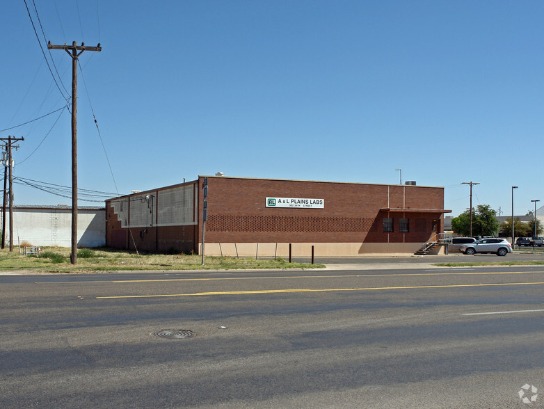 302 34th St, Lubbock, TX for rent - Building Photo - Image 2 of 7