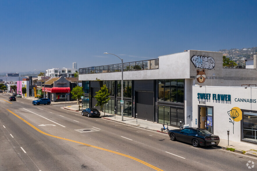 8175 Melrose Ave, Los Angeles, CA for rent - Building Photo - Image 3 of 6