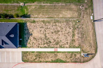 305 Regency Pky, Mansfield, TX - AERIAL  map view - Image1